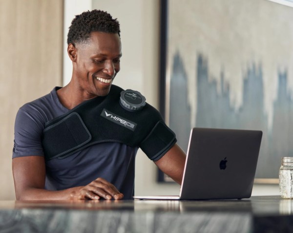 Hyperice Shoulder - Right